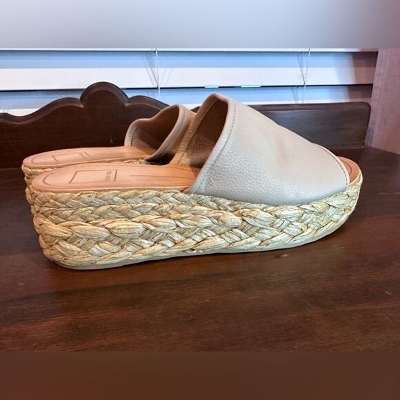 NEW Dolce Vita 9.5 Wide Strap Faux Leather Basket Weave Braided Chunky Wedge - Picture 1 of 6